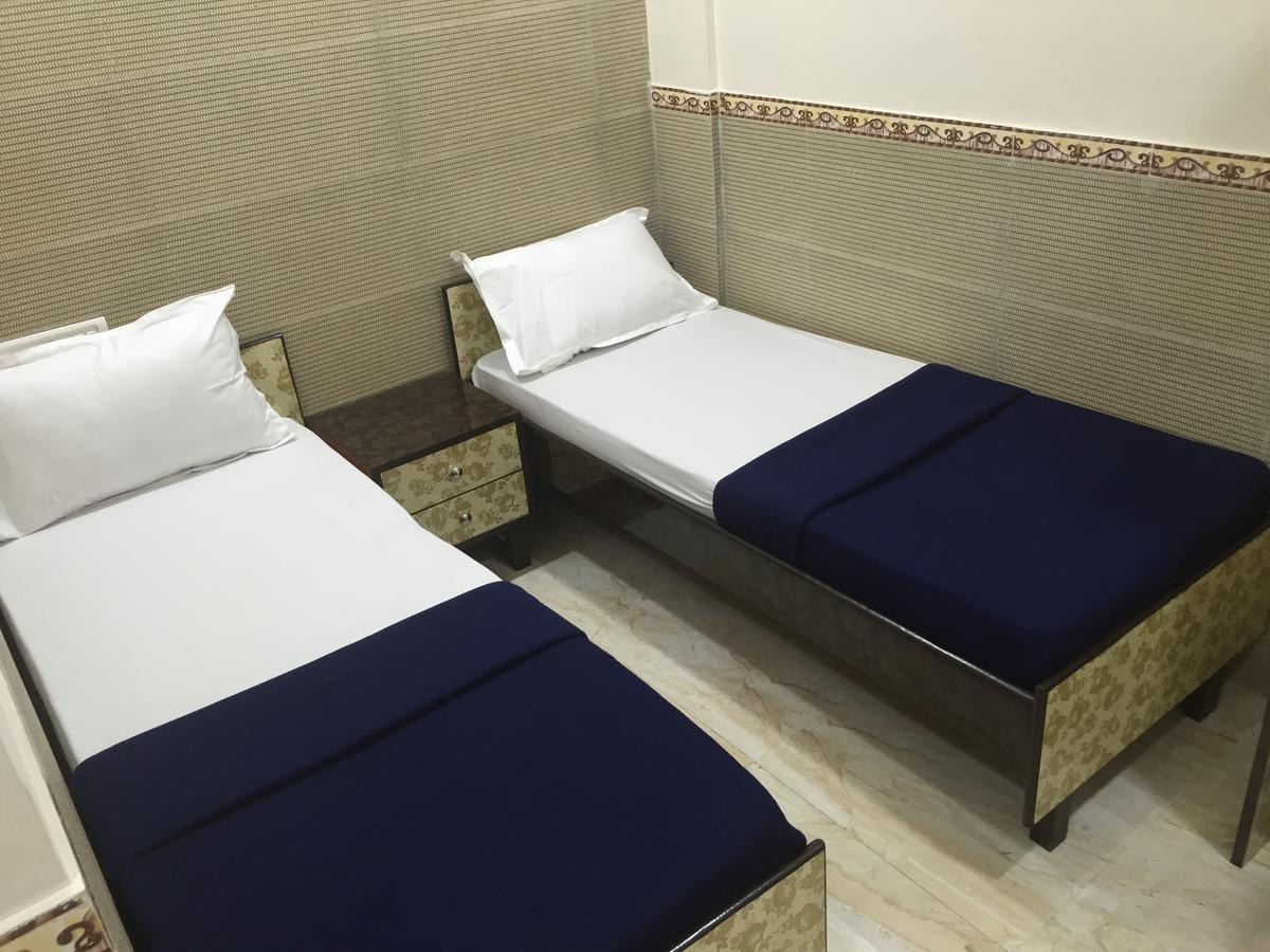 مومباي Hotel Marhaba المظهر الخارجي الصورة